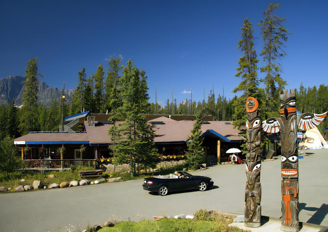 Sunwapta Falls Rocky Mountain Lodge Jasper Exterior foto